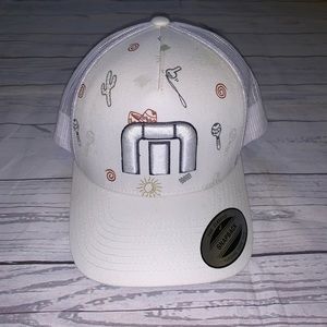 Travis Matthew NWT Fiesta Trucker Hat